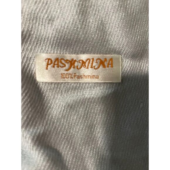 Pashmina Light Gray w/Fringe Corpcore Businesswear Casual Scarf/Wrap 66" x 25" - Picture 3 of 5